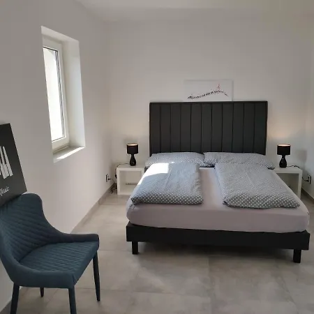 Music V Lipne Guest house